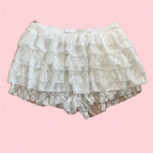 Elegant White Lace Ruffle Shorts